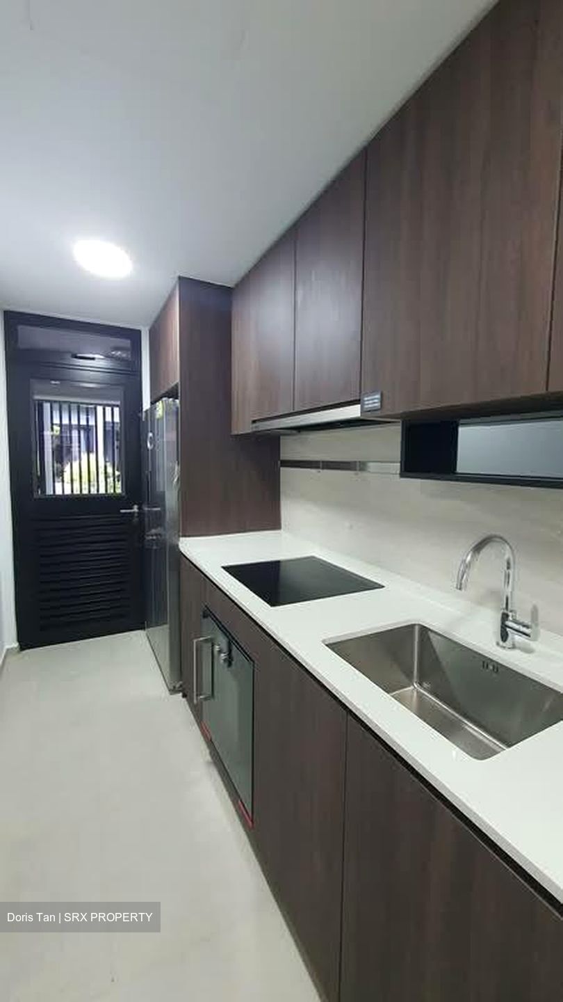 Kent Ridge Hill Residences (D5), Terrace #582350651